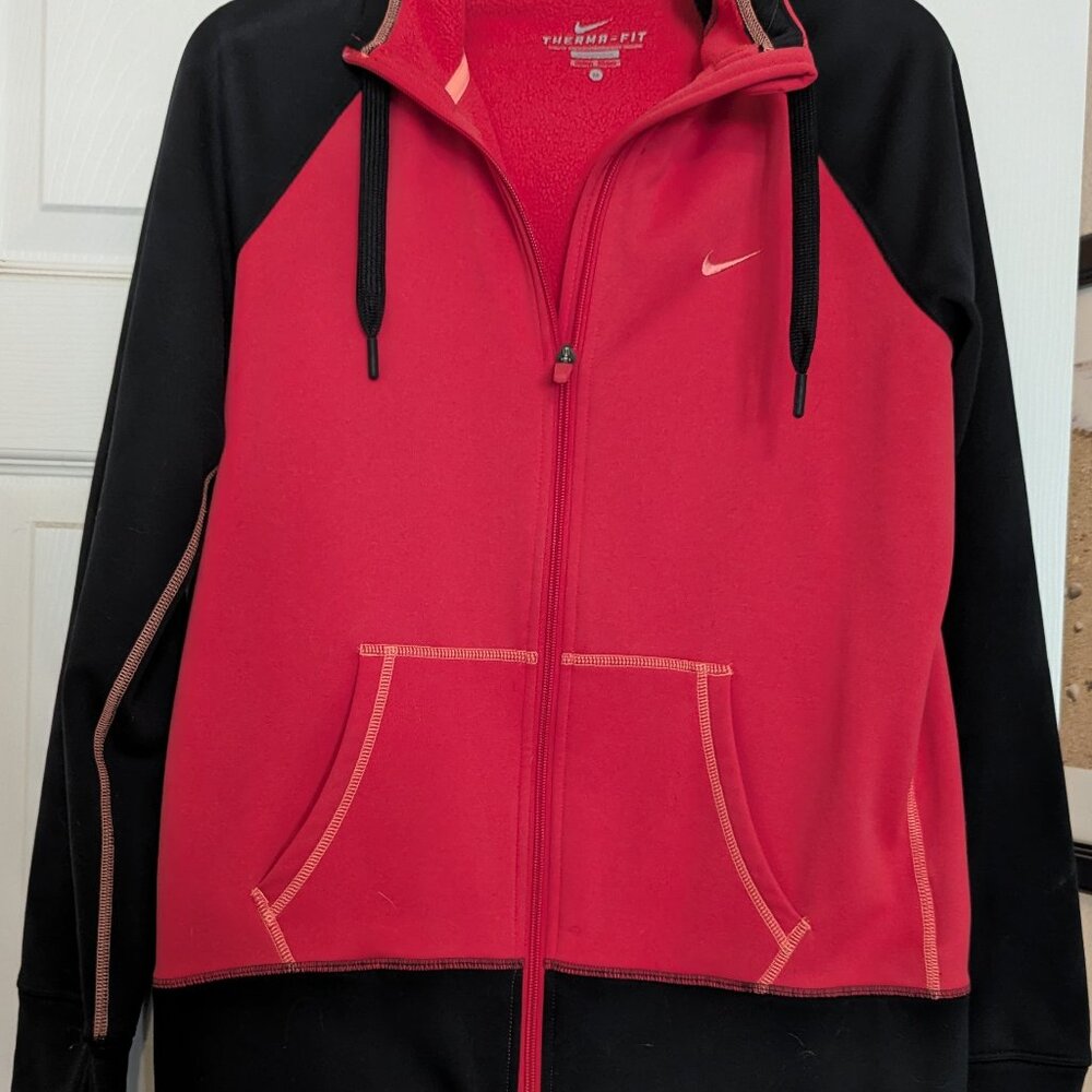Nike therma-fit zip up jacket
